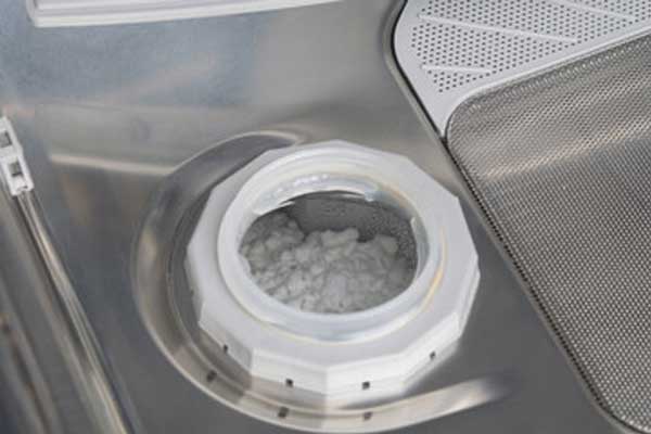 استفاده از نمک ماشین ظرفشویی