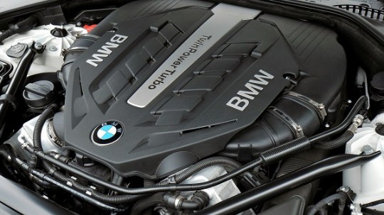 تعمیر موتور BMW