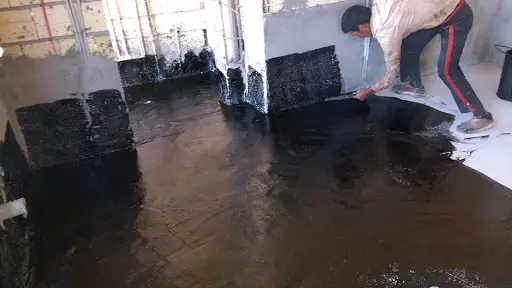 مراحل ایزوگام و قیرگونی سرویس بهداشتی