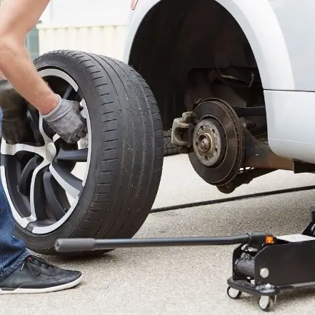 چه زمانی باید لاستیک خودرو را عوض کرد؟