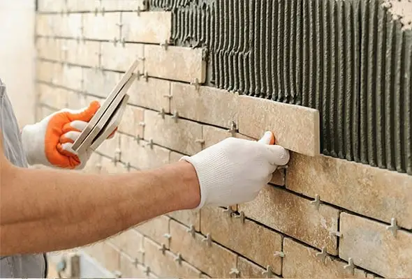  نصب کاشی با چسب روی گچ
